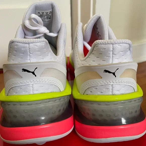 Puma Sneakers with Neon Accents - Picture 4 of 7